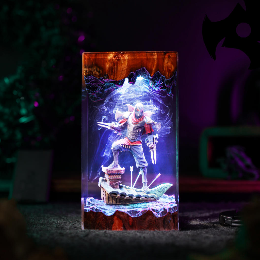 League of Legends Epoxy Lamp